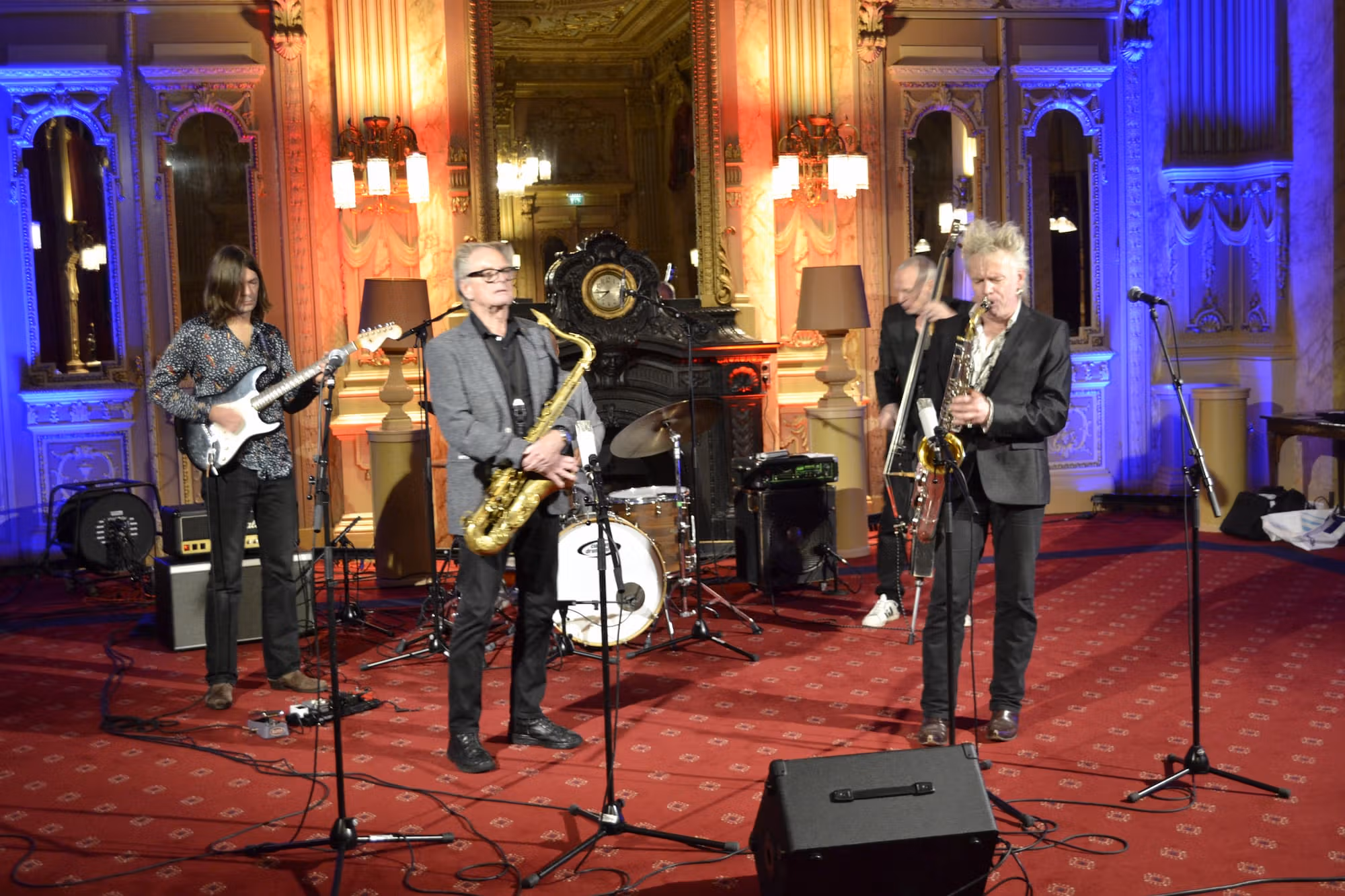 Hans Dulfer speelt de sterren van de hemel!